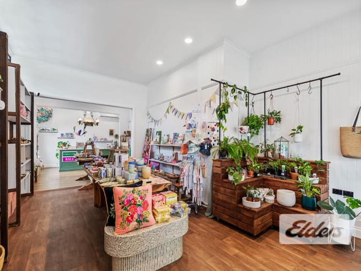Click to view all images 130 Bennetts Road Norman Park QLD 4170 - Image 3