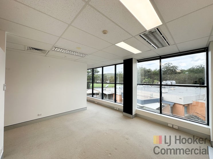 Click to view all images 3.26/4 Ilya Avenue Erina NSW 2250 - Image 1