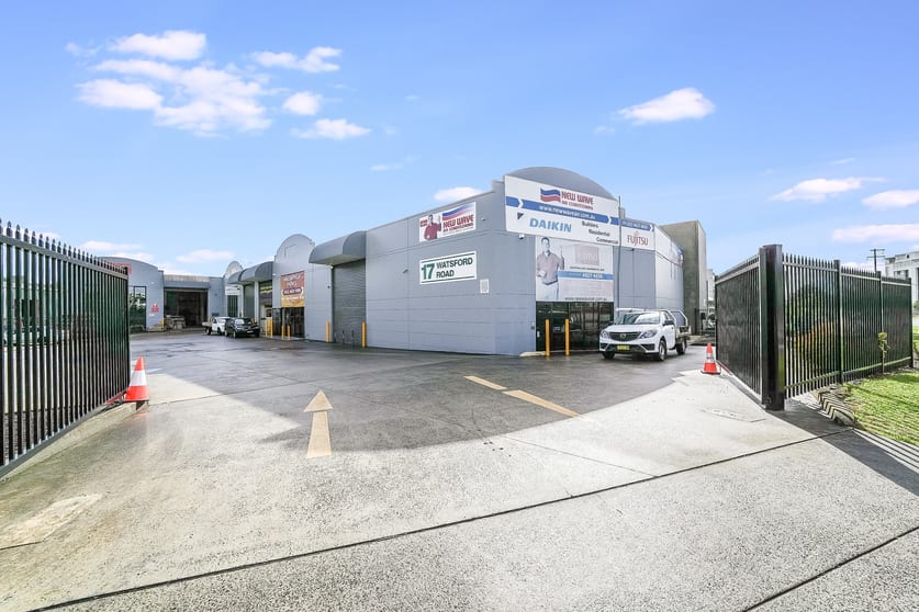 2/17 Watsford Road Campbelltown NSW 2560 - Image 1