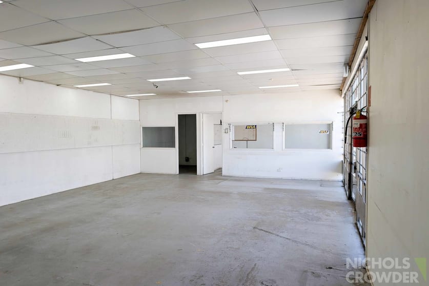 Click to view all images 2/572 Frankston Dandenong Road Carrum Downs VIC 3201 - Image 2