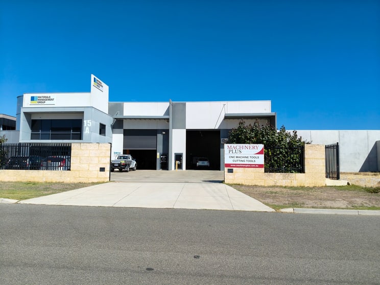 15B Craft St Canning Vale WA 6155 - Image 2