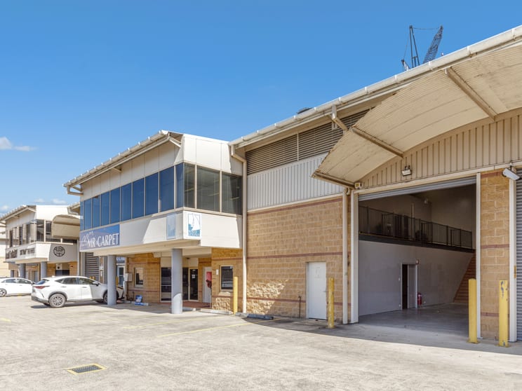 Click to view all images Unit 3/28 Smith Street Chatswood NSW 2067 - Image 1