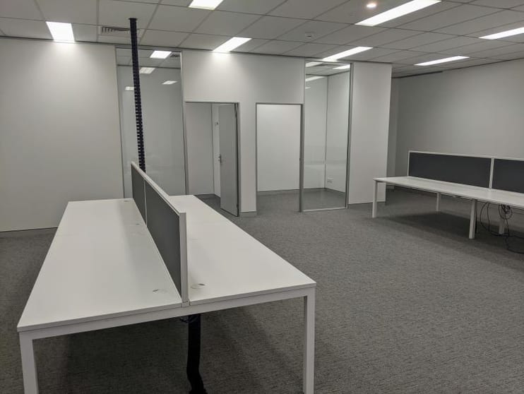 Click to view all images 37 Turbo Drive Coorparoo QLD 4151 - Image 2