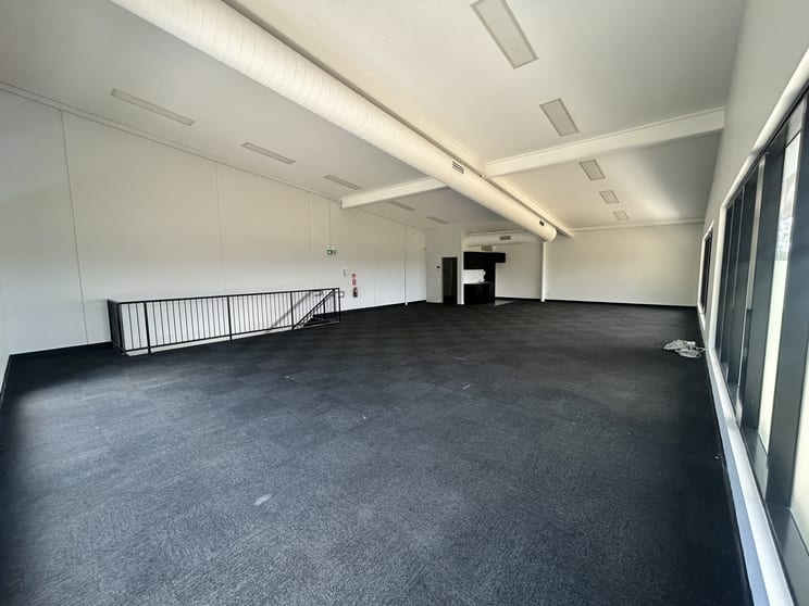 1/449 Lytton Road Morningside QLD 4170 - Image 2
