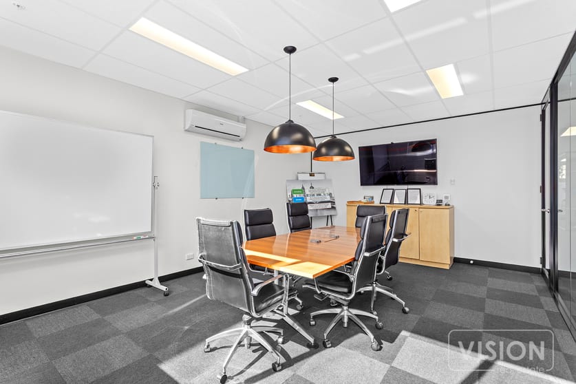 Click to view all images G1/33 Racecourse Road North Melbourne VIC 3051 - Image 2