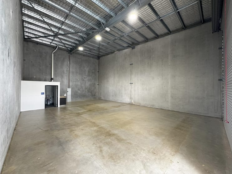 Click to view all images 4/45-49 Cannon Street Manunda QLD 4870 - Image 3