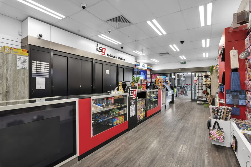 Click to view all images 158-170 Karawatha Drive Mountain Creek QLD 4557 - Image 3