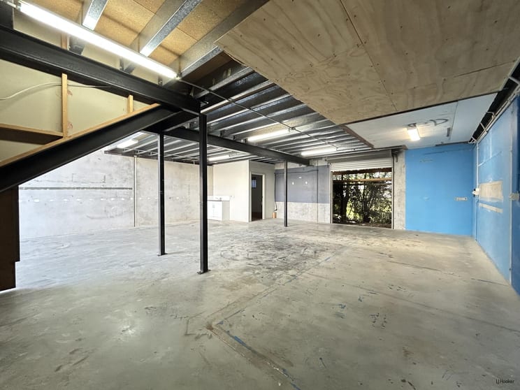 Click to view all images 11/7 Traders Way Currumbin Waters QLD 4223 - Image 3