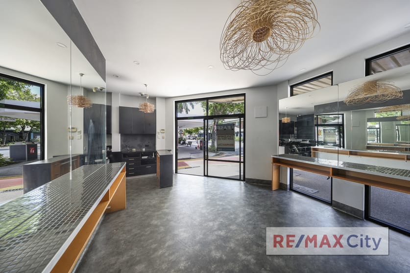 Click to view all images 88 Merthyr Road New Farm QLD 4005 - Image 3