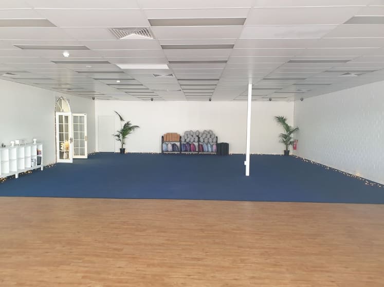 Click to view all images Unit 12 401 Great Eastern Highway Midland WA 6056 - Image 3