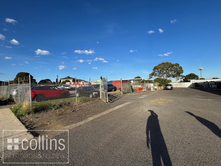 Click to view all images Yard 3/1368 Heatherton Road Dandenong VIC 3175 - Image 3