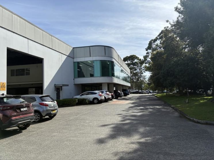 Click to view all images Suite 7A and 7B/7 Pioneer Avenue Tuggerah NSW 2259 - Image 2