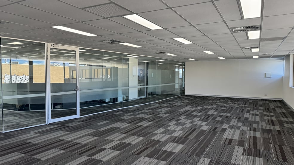 Click to view all images Unit J/59-69 Lathlain Street Belconnen ACT 2617 - Image 1