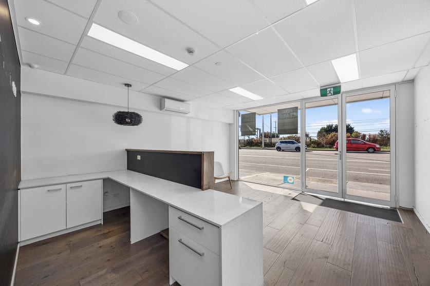 Click to view all images A&B/486 Nepean Highway Chelsea VIC 3196 - Image 3
