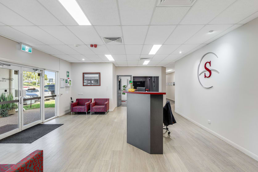 Click to view all images 339 - 351 Anzac Avenue Harristown QLD 4350 - Image 2