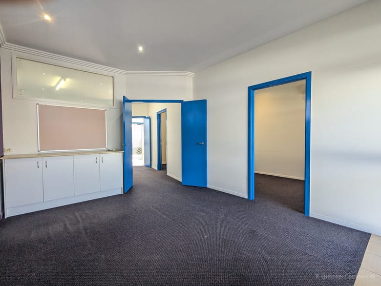 Click to view all images 25 Taylor Street Toowoomba City QLD 4350 - Image 3