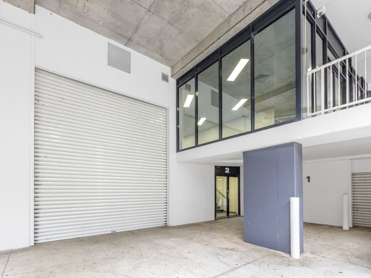 Click to view all images 2/5-7 Inglewood Place Norwest NSW 2153 - Image 1