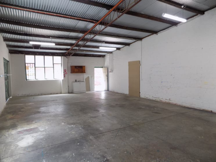 8/3-5 Arnold Street Cheltenham VIC 3192 - Image 2
