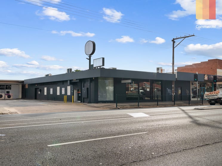 Click to view all images 32 Tapleys Hill Road Royal Park SA 5014 - Image 3