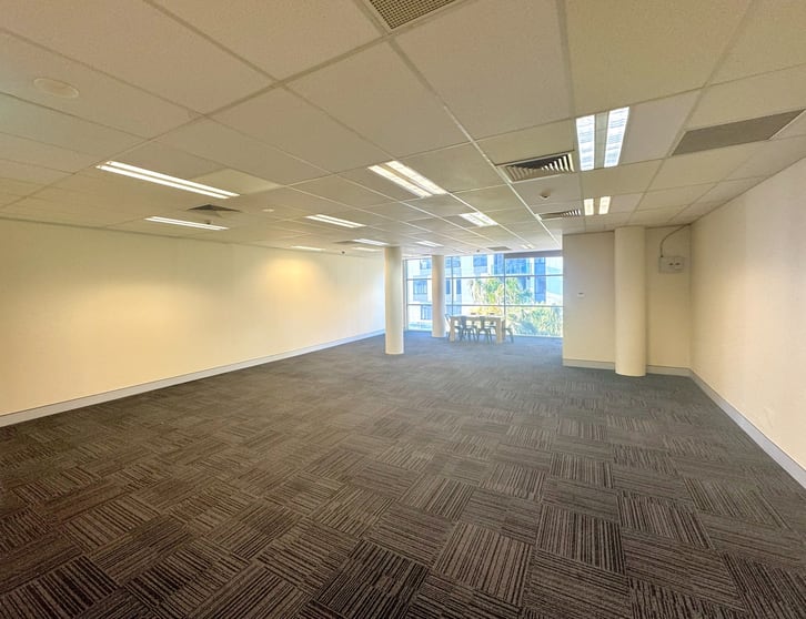 Click to view all images 202/7 Oaks Avenue Dee Why NSW 2099 - Image 3