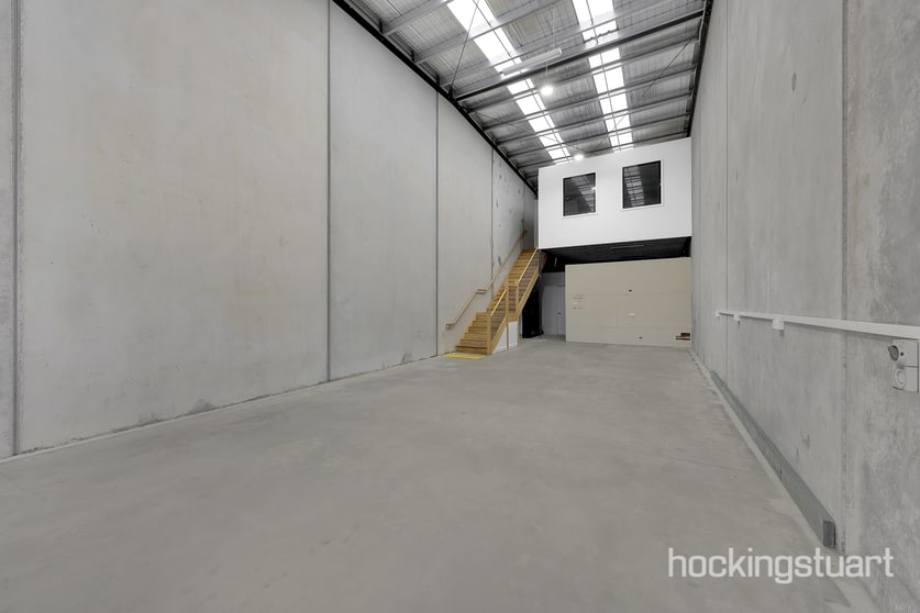 Click to view all images 3/7 Quinlan Road Epping VIC 3076 - Image 3