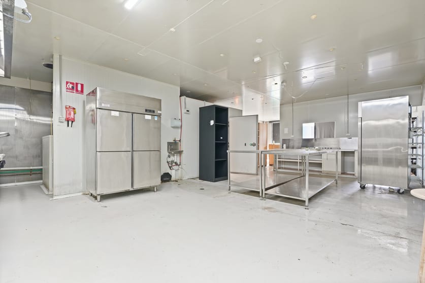Click to view all images 1a/266 Osborne Avenue Clayton South VIC 3169 - Image 2
