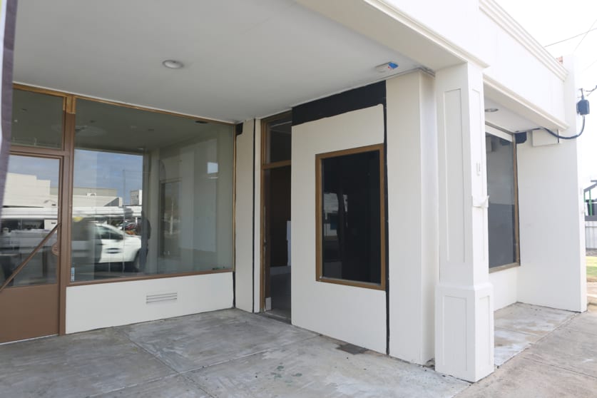 Click to view all images 2/245 Grange Road Findon SA 5023 - Image 2