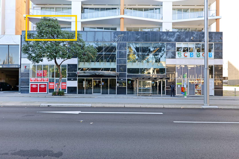 Click to view all images Suite 4/22 St Georges Terrace Perth WA 6000 - Image 1