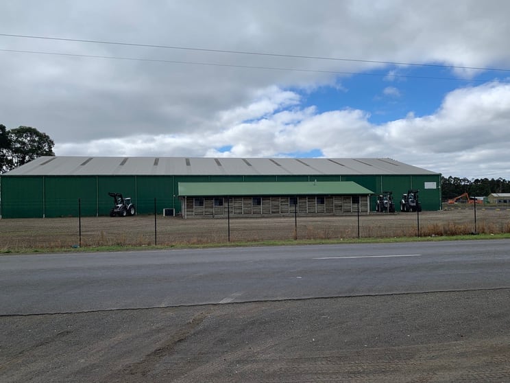 Click to view all images 26 Rossmoyne Road Colac West VIC 3250 - Image 2
