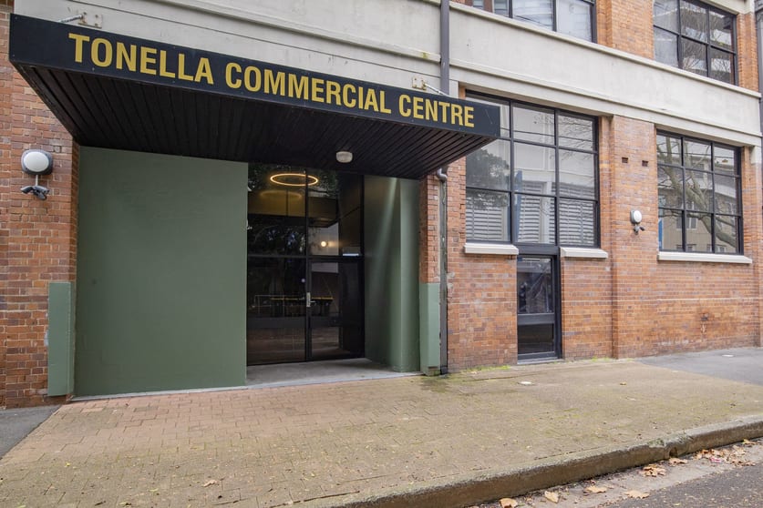 Click to view all images 5/125 Bull Street Newcastle NSW 2300 - Image 2