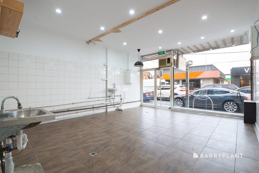 Click to view all images 2 Munro Street Coburg VIC 3058 - Image 3