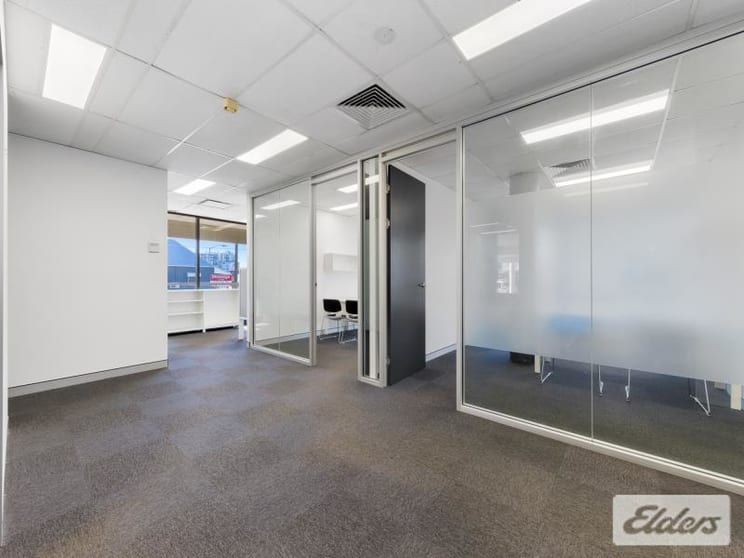 Click to view all images 141 Logan Road Woolloongabba QLD 4102 - Image 3