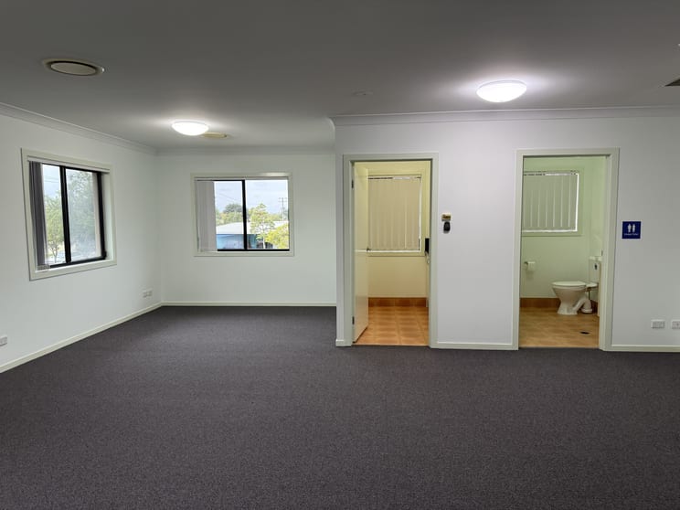 Click to view all images 6/17 Hickey Street Coomera QLD 4209 - Image 2