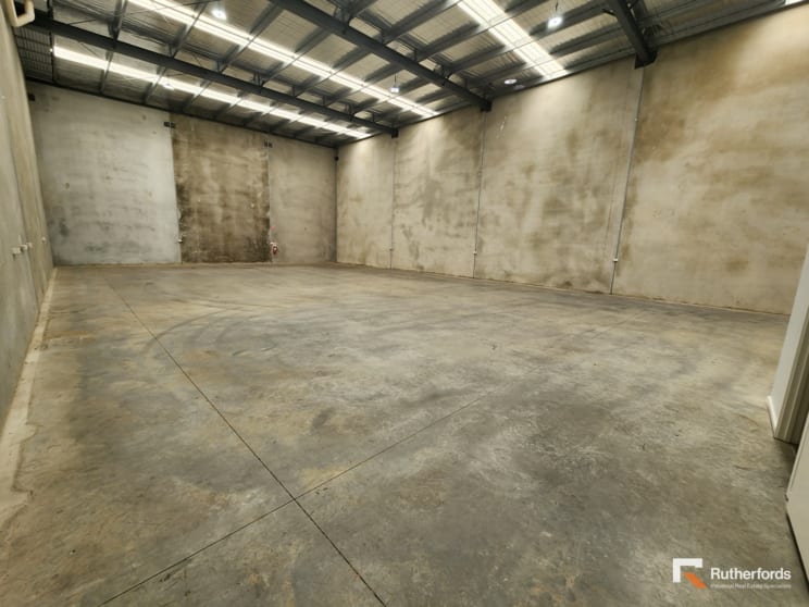 Click to view all images 19 Venture Drive Sunshine West VIC 3020 - Image 3