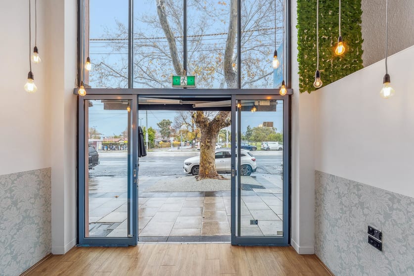 Click to view all images Shop 25 / 151-155 Fitzroy Street St Kilda VIC 3182 - Image 2