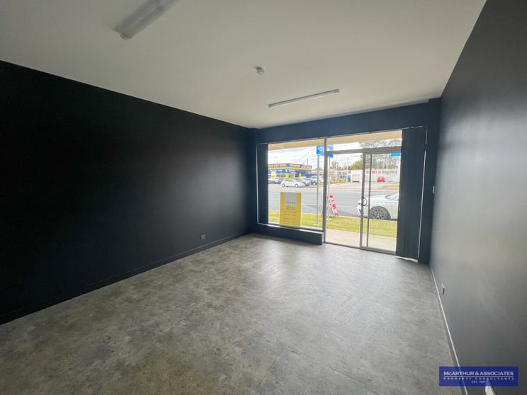 Click to view all images 2/46 Beerburrum Road Caboolture QLD 4510 - Image 2