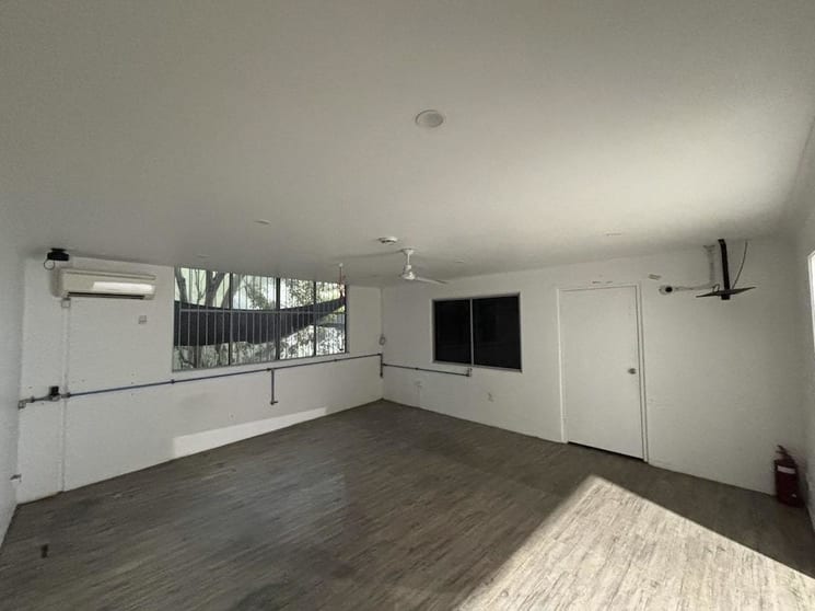 Click to view all images 14/6-8 Enterprise Street Molendinar QLD 4214 - Image 3