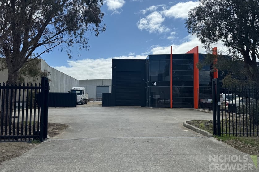 14 Sahra Grove Carrum Downs VIC 3201 - Image 1