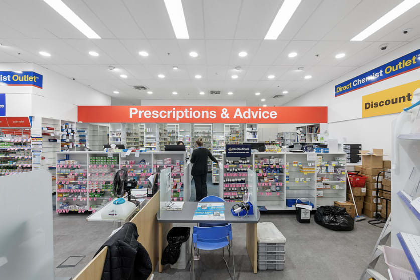 Click to view all images Shop 104, 8-34 Gladstone Park Drive (Gladstone Park Shopping Centre) Gladstone Park VIC 3043 - Image 3