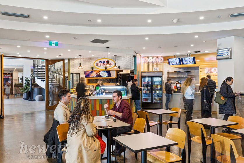 1121/1 Queens Road Melbourne VIC 3004 - Image 3