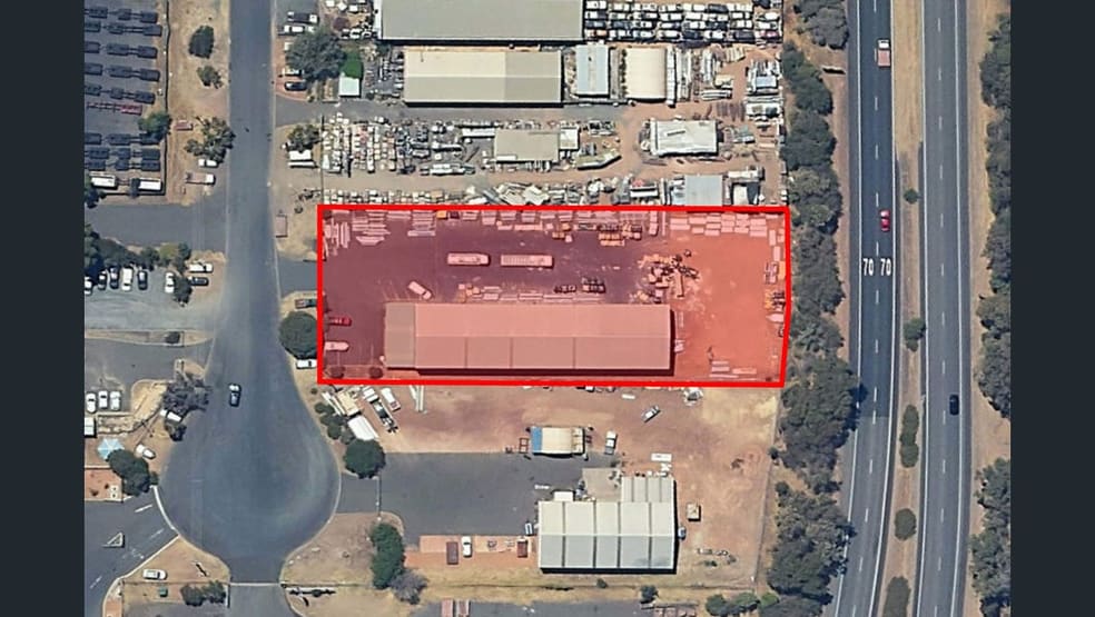 Click to view all images 11 Allnut Court Davenport WA 6230 - Image 2