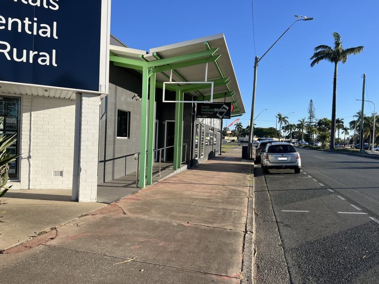 1/5 Mangrove Road Mackay QLD 4740 - Image 1