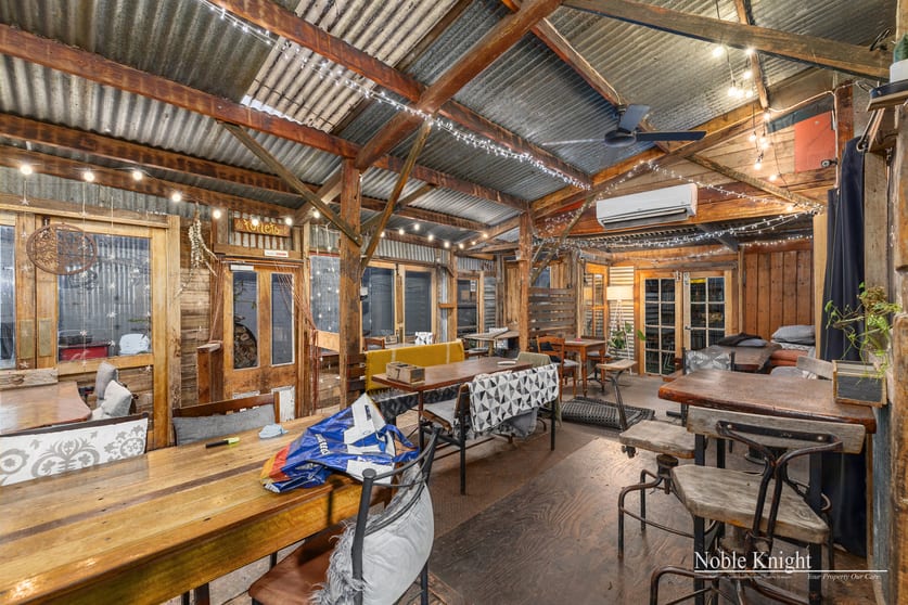 Click to view all images 317-319 Maroondah Highway Healesville VIC 3777 - Image 2