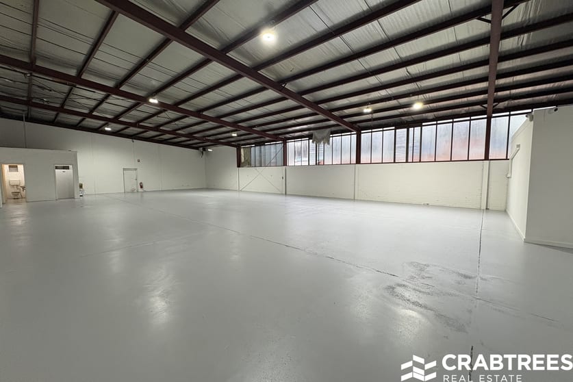 Click to view all images 3 Barlow Avenue Cheltenham VIC 3192 - Image 2