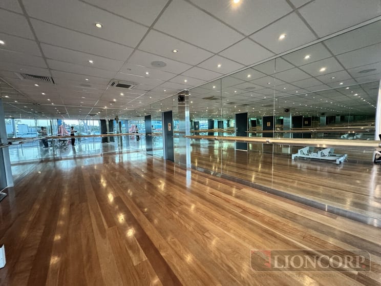 Click to view all images Macgregor QLD 4109 - Image 2