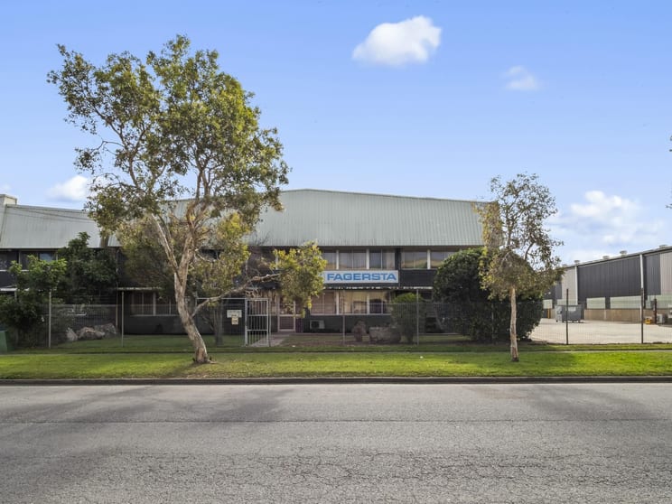 228 Lavarack Ave Pinkenba QLD 4008 - Image 3
