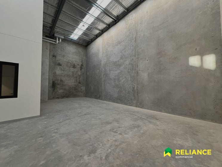 Click to view all images 7/32 Rockfield Way Ravenhall VIC 3023 - Image 2