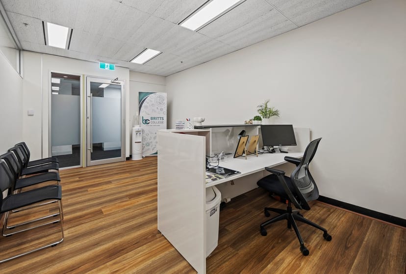Click to view all images 4.03/488 Bourke Street Melbourne VIC 3000 - Image 2