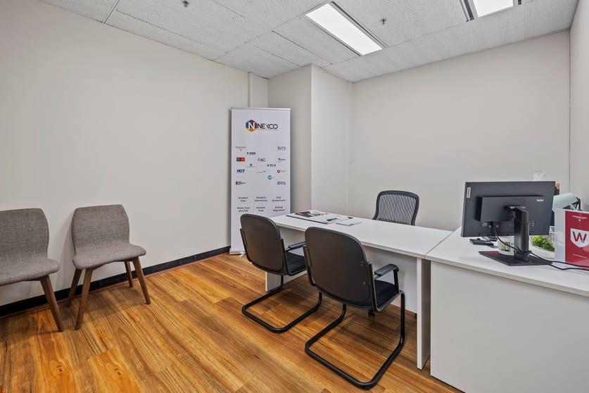 Click to view all images 4.03/488 Bourke Street Melbourne VIC 3000 - Image 3