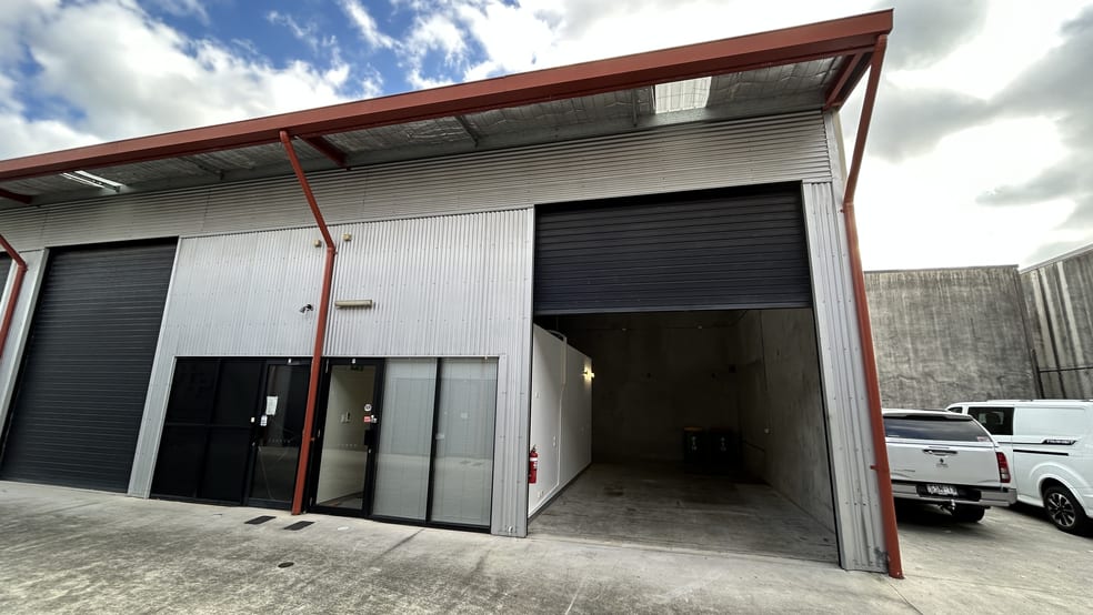 Click to view all images 3/10 Tombo Street Capalaba QLD 4157 - Image 2